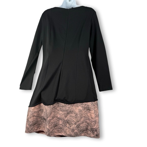 Save The Queen Womens Embroidered Cute Dress Sz L Large - Picture 3 of 6